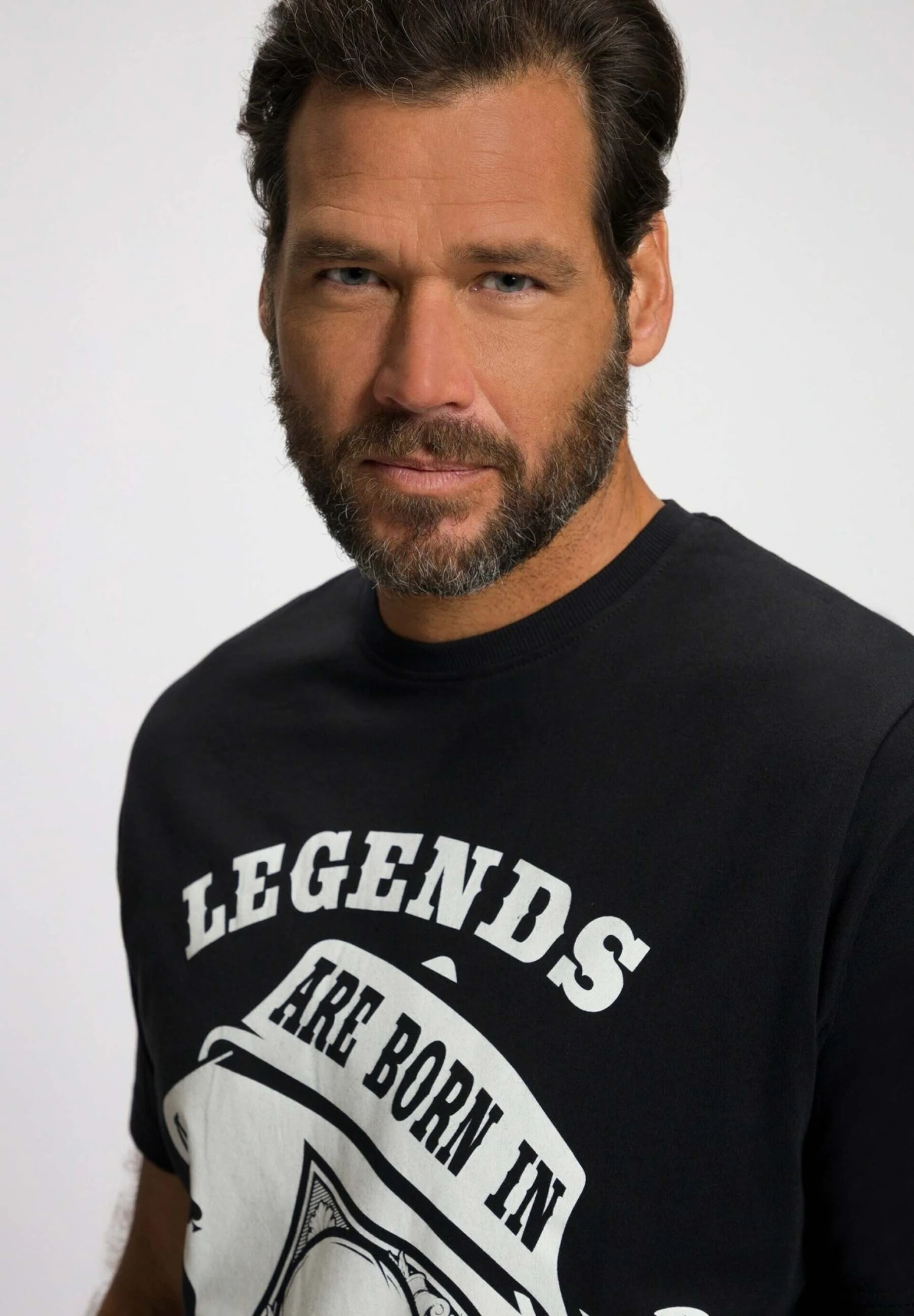 JP1880 Legends November - T-Shirt Print - Schwarz 4 JP1880 Legends November - T-Shirt Print - Schwarz - Afbeelding 2