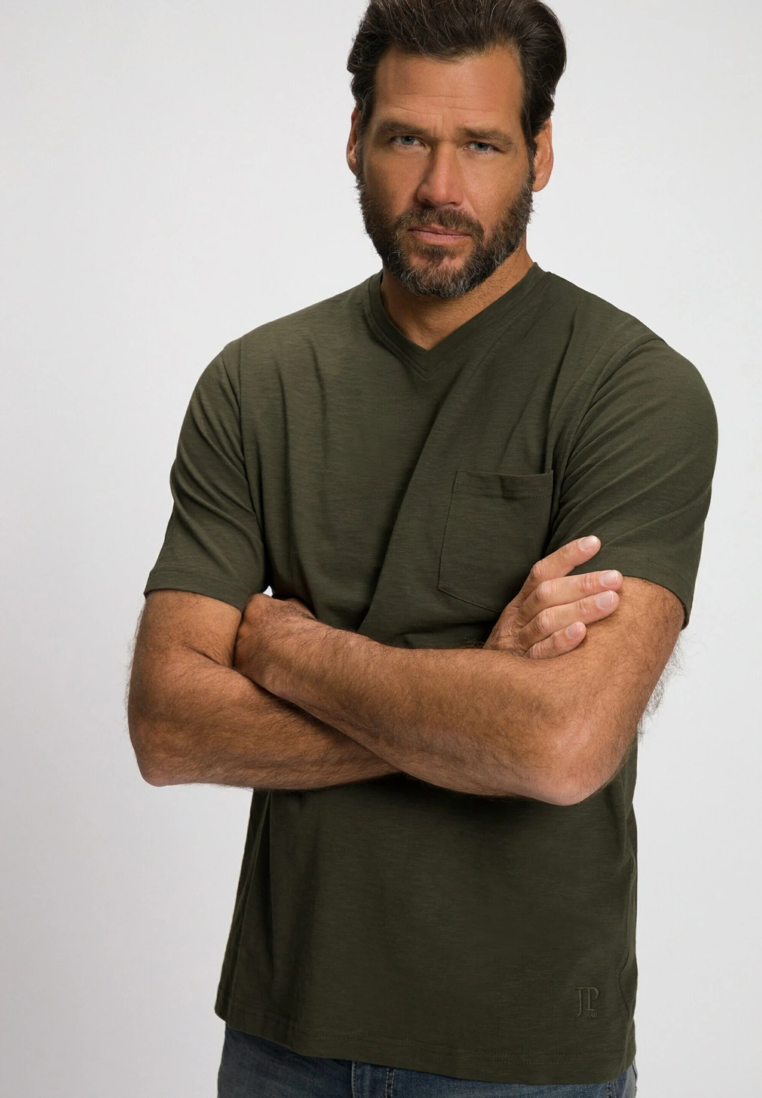 JP1880 Korte MouwenV-Hals Gevlamde- T-Shirt Basic - Dunkel Oliv 3 JP1880 Korte MouwenV-Hals Gevlamde- T-Shirt Basic - Dunkel Oliv