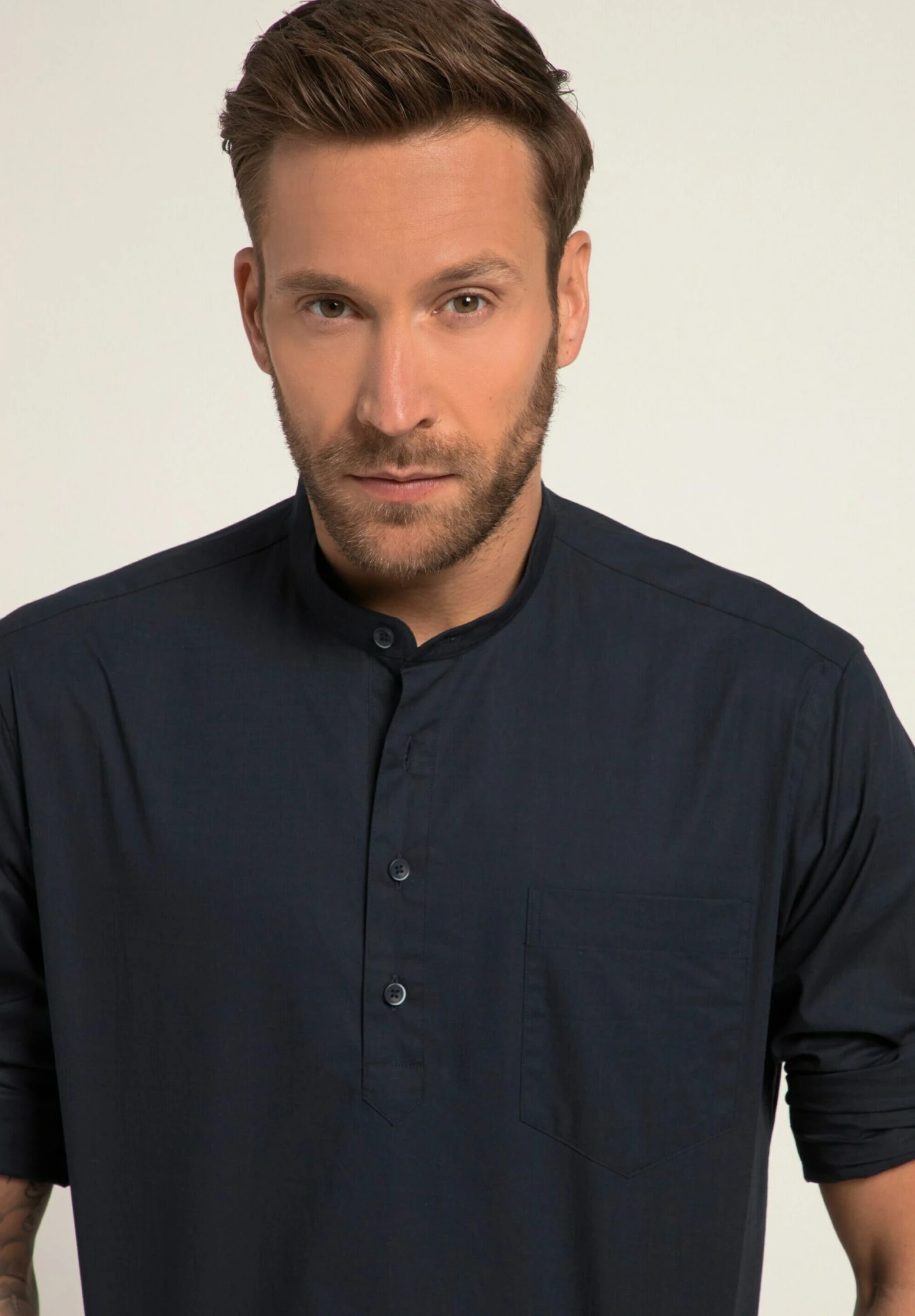 JP1880 Henley, Langarm, Modern Fit, Brusttasche, Rundhals - Overhemd - Navy Blau 4 JP1880 Henley, Langarm, Modern Fit, Brusttasche, Rundhals - Overhemd - Navy Blau - Afbeelding 2