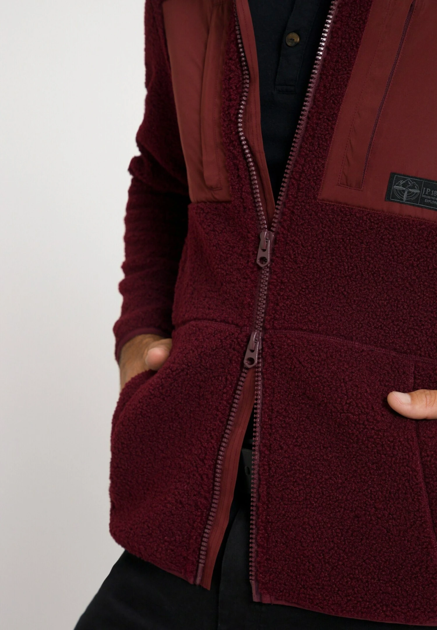 JP1880 Peluche Teddy Outdoor Empiècements En Col - Fleecejas - Rouge Vin 6 JP1880 Peluche Teddy Outdoor Empiècements En Col - Fleecejas - Rouge Vin - Afbeelding 4