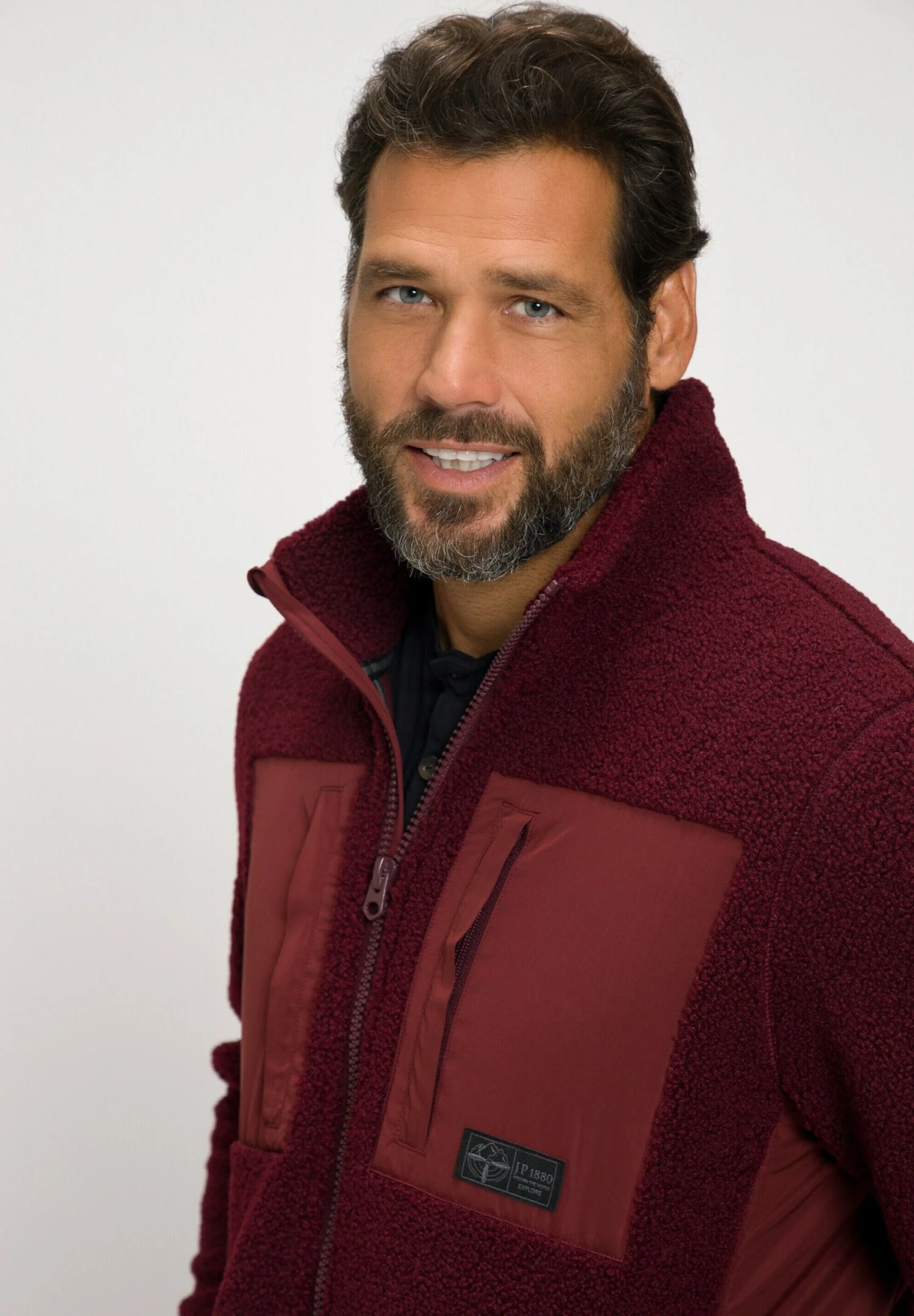 JP1880 Peluche Teddy Outdoor Empiècements En Col - Fleecejas - Rouge Vin 5 JP1880 Peluche Teddy Outdoor Empiècements En Col - Fleecejas - Rouge Vin - Afbeelding 3