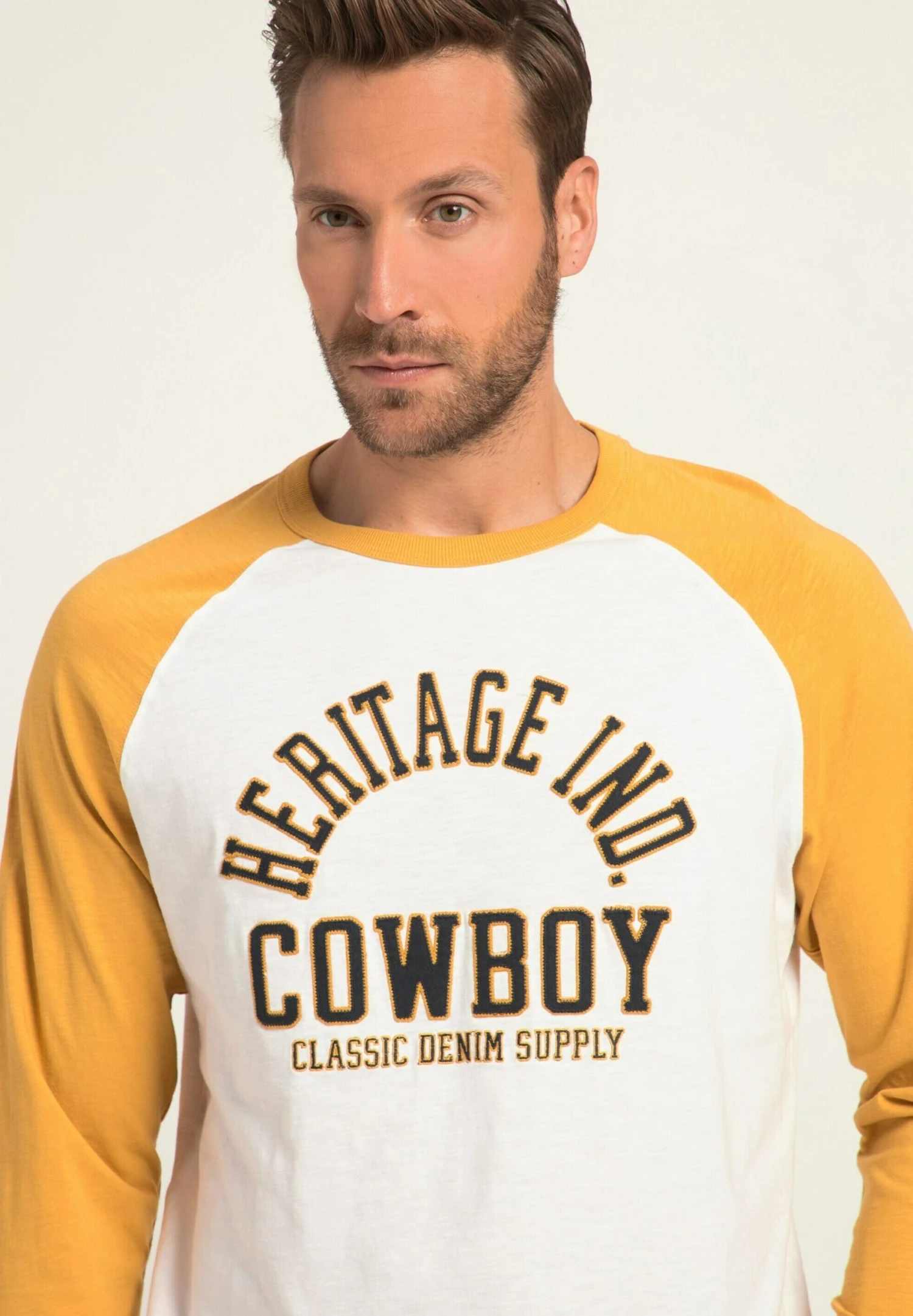 JP1880 Flamm Rundhals Badges - Longsleeve - Saffron Yellow 4 JP1880 Flamm Rundhals Badges - Longsleeve - Saffron Yellow - Afbeelding 2