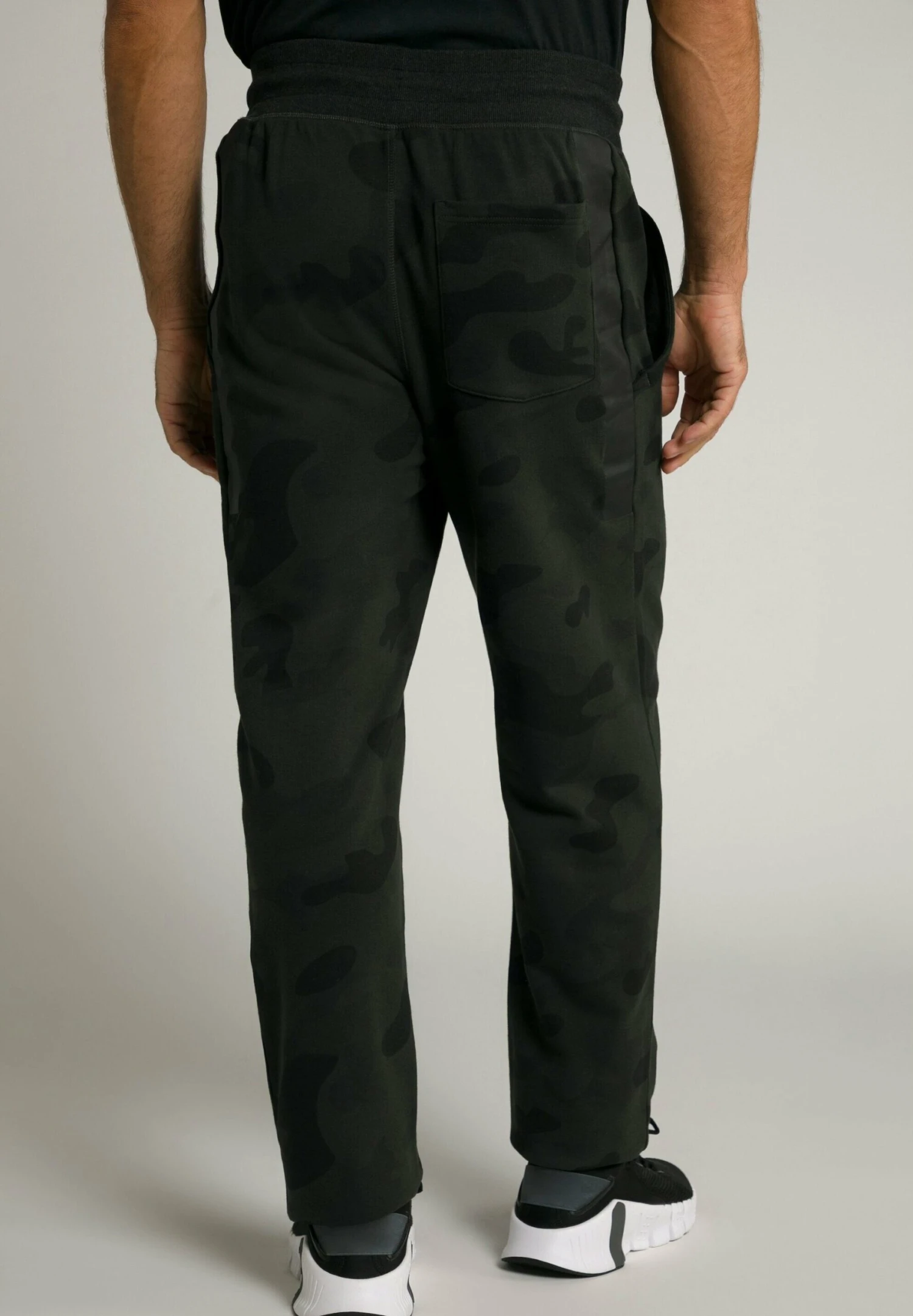 JP1880 Trainingsbroek - Schwarz 4 JP1880 Trainingsbroek - Schwarz - Afbeelding 2